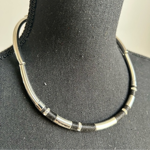 WHBM Silver & Black Necklace - Picture 1 of 3